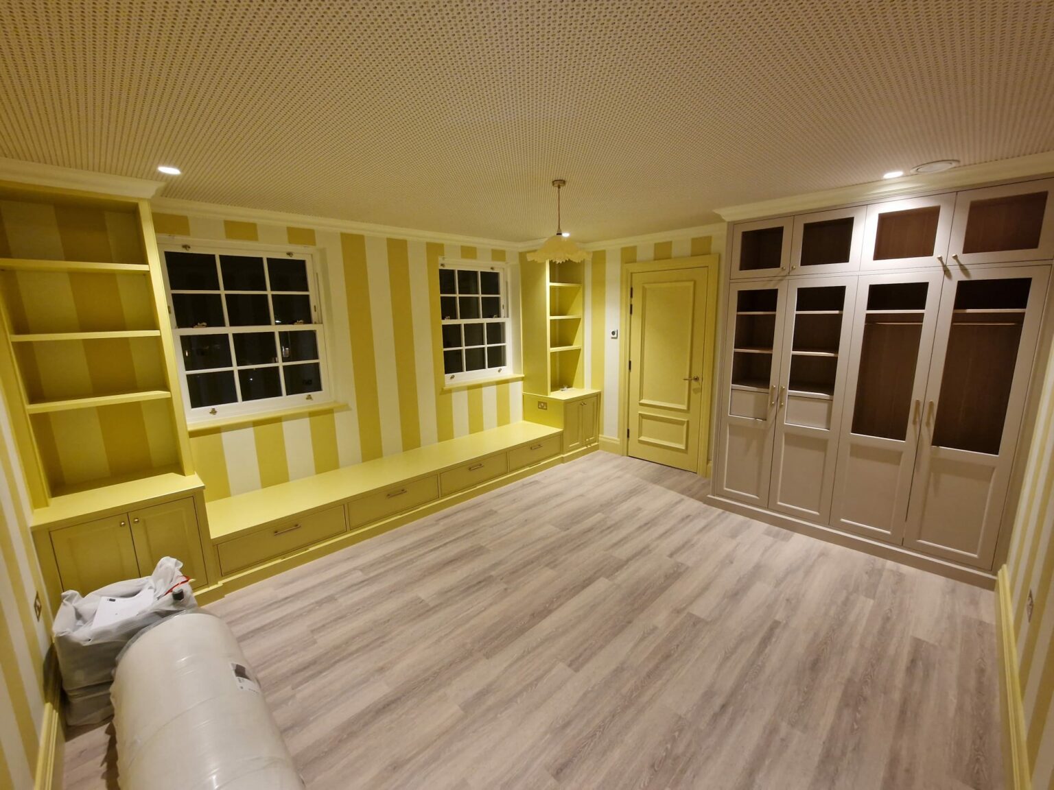 Private residence, Harpenden dressing room